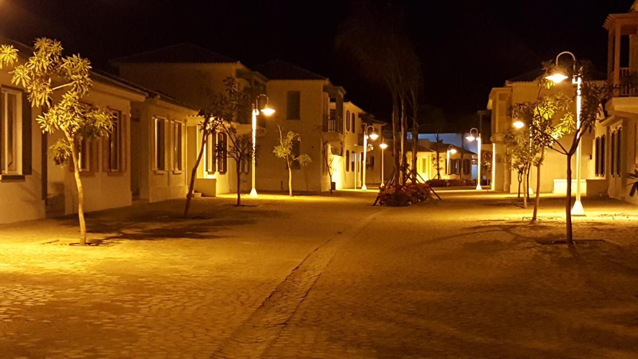 Casa En Playa Privada - A Pocos Minutos De General Villamil Playas Posorja Exterior foto
