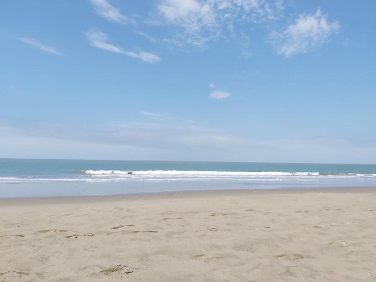Casa En Playa Privada - A Pocos Minutos De General Villamil Playas Posorja Exterior foto