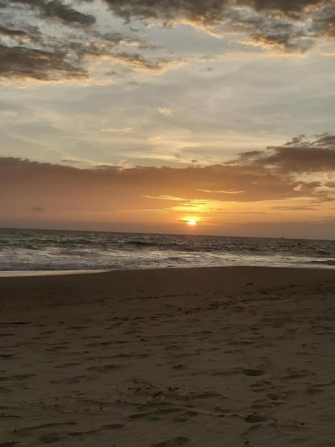Casa En Playa Privada - A Pocos Minutos De General Villamil Playas Posorja Exterior foto